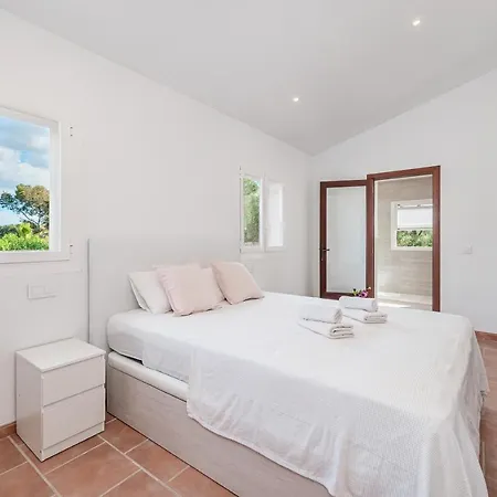 Holiday home Abril *